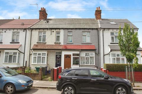 3 bedroom terraced house for sale, Annesley Avenue, London NW9