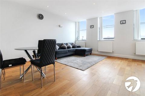 3 bedroom flat to rent, The Grove, Gravesend, Kent, DA12