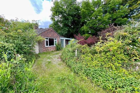 3 bedroom detached bungalow for sale, Tylers Lane, Bucklebury RG7