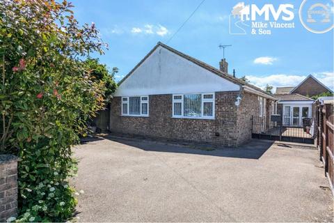 2 bedroom bungalow for sale, Pork Lane, Great Holland