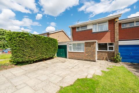 4 bedroom semi-detached house for sale, Wokingham, Berkshire RG41