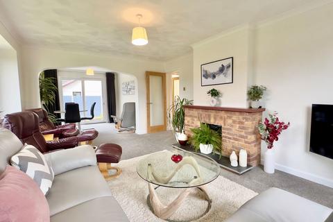 11 Fisher Close, Wadebridge, PL27 6BG