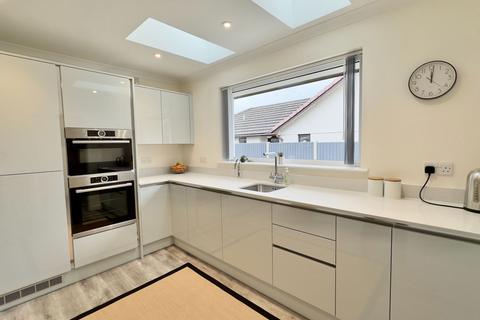 11 Fisher Close, Wadebridge, PL27 6BG