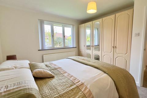 11 Fisher Close, Wadebridge, PL27 6BG