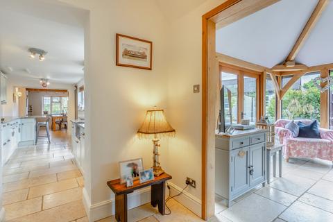 48 Beech Lane, Kislingbury, Northampton, NN7 4AL