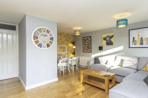3 bedroom terraced house to rent, Concorde Drive, Bristol BS10