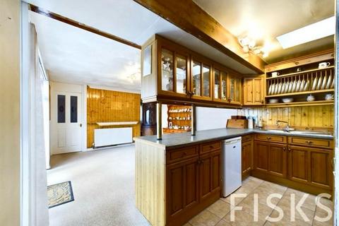 76 Broomfields, Basildon, SS13 3LG
