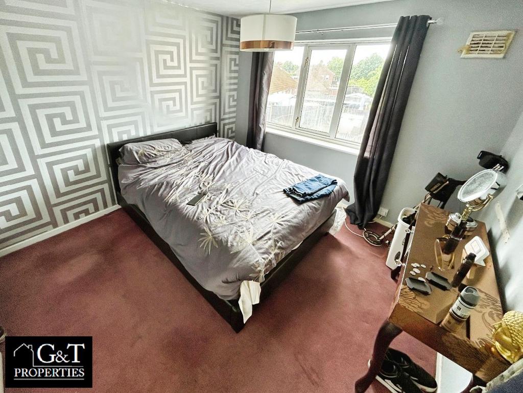 2nd Bedroom