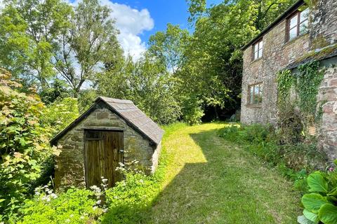 4 bedroom cottage for sale, Little Llwyn Y Celyn, Cwmcarvan, NP25