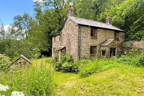 4 bedroom cottage for sale, Little Llwyn Y Celyn, Cwmcarvan, NP25