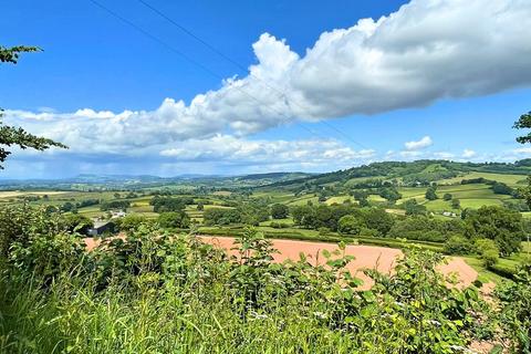 4 bedroom cottage for sale, Little Llwyn Y Celyn, Cwmcarvan, NP25