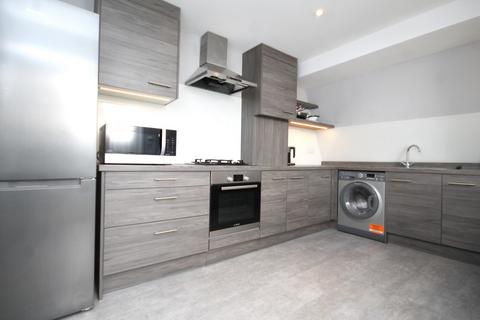 2 bedroom flat to rent, Camden Road, Islington, N7