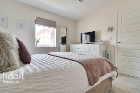 4 Azure Walk, Nuneaton, CV10 9GQ