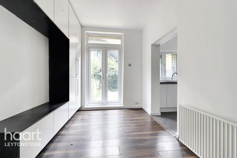 55 Scarborough Road, London, E11 4AL