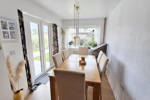 19 Carron Drive, Werrington, Peterborough, PE4 6NX