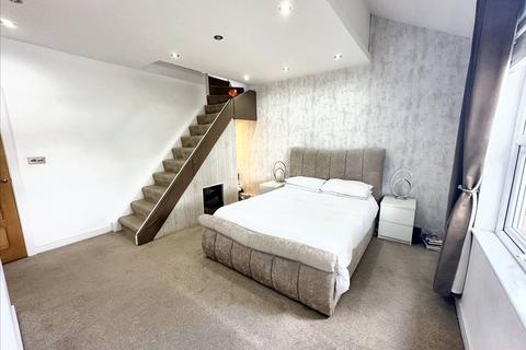 153 Bury Road, Radcliffe, Manchester, M26 2XA