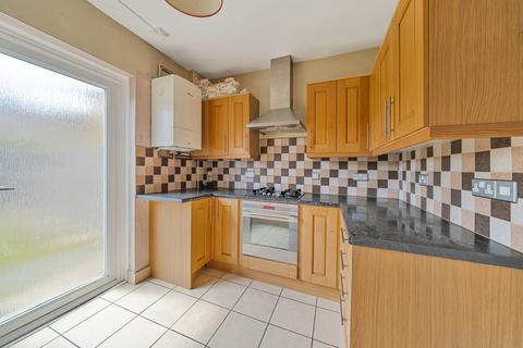 2 bedroom terraced house for sale, Bedivere Road, Bromley