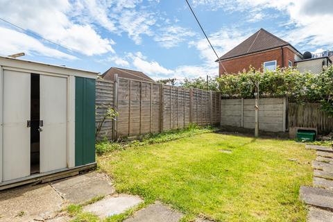 37 Bedivere Road, Bromley, BR1 5LJ