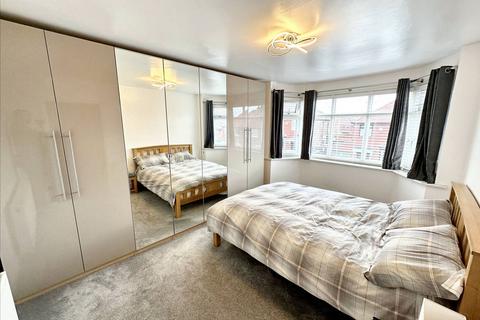 13 Mount Road, Prestwich, Manchester, M25 2GP