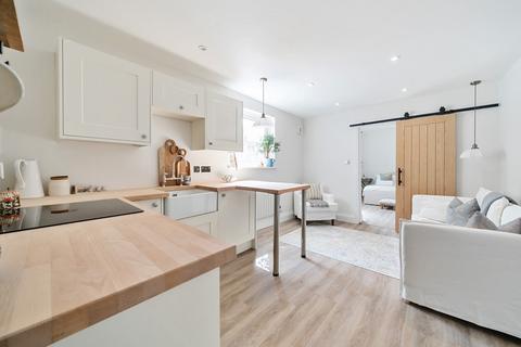 1 bedroom apartment for sale, Lordship Lane, Dulwich, London