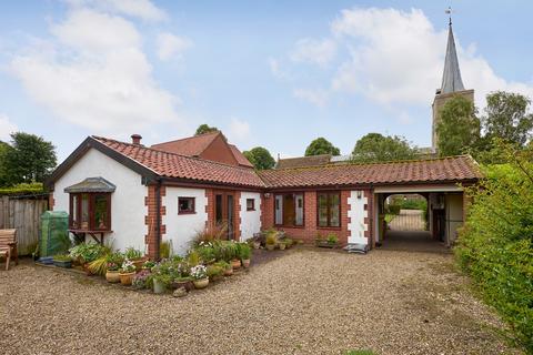 3 bedroom cottage for sale, Church Hill, Norwich NR16