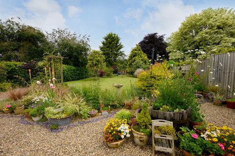 3 bedroom cottage for sale, Church Hill, Norwich NR16