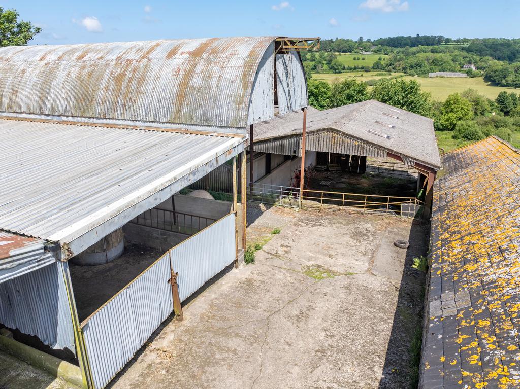 Dutch Barn and Lean-To