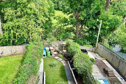 120 Monteith Drive, Clarkston, Glasgow, G76 8NZ