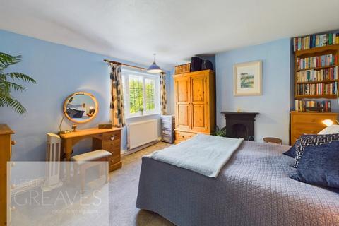3 Brookside Cottages, Burton Joyce, Nottingham, NG14 5DA