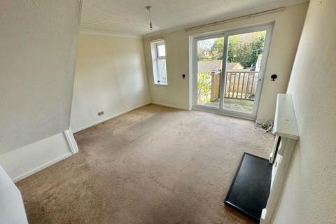 2 bedroom end of terrace house to rent, Falmouth Close, Torquay TQ2