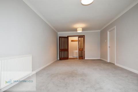 2 bedroom apartment to rent, Carshalton Lodge