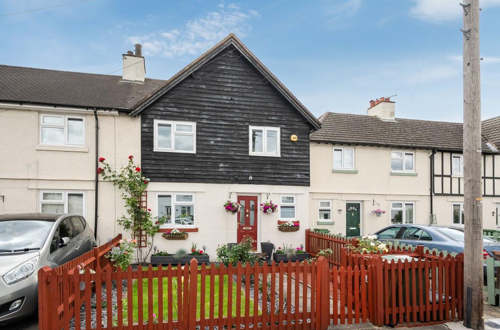 Hackbridge House Orchard Avenue, Mitcham Jcn/Hackbridge 3 bed end of terrace house - £ ...