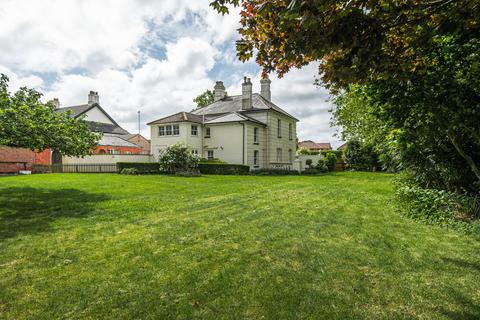 5 bedroom detached house for sale, Norwich Road, Dereham