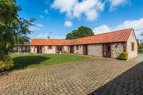 3 bedroom barn conversion for sale, Ringstead
