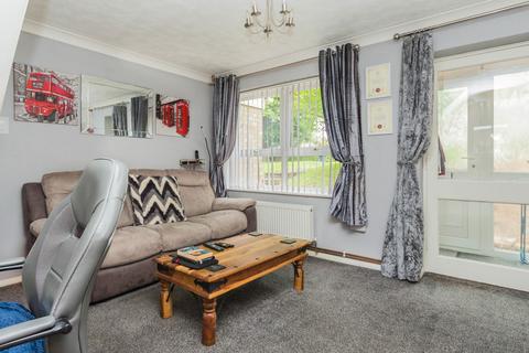 2 bedroom end of terrace house for sale, Whitsundale Close, Finedon NN9