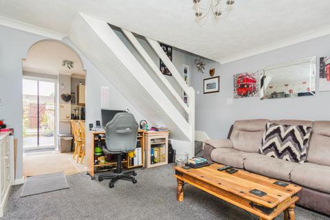 2 bedroom end of terrace house for sale, Whitsundale Close, Finedon NN9