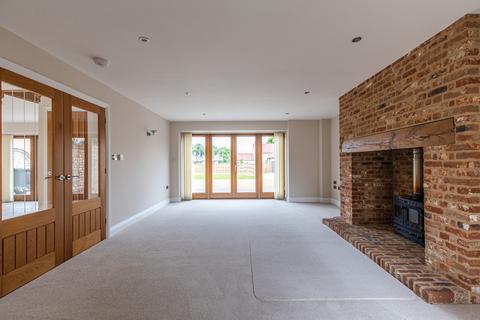 4 bedroom barn conversion for sale, Methwold