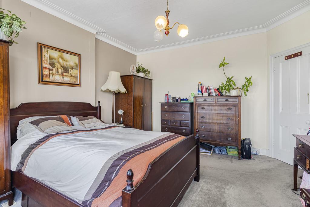 Bedroom 1 (2)