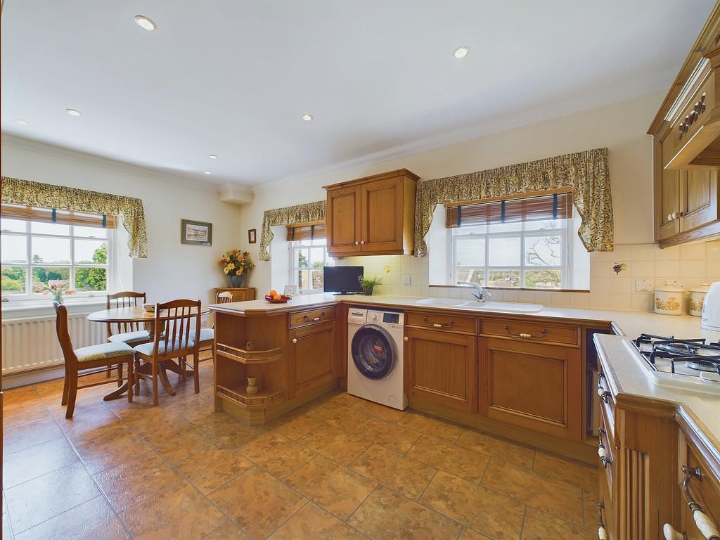 Kitchen Breakfast Room