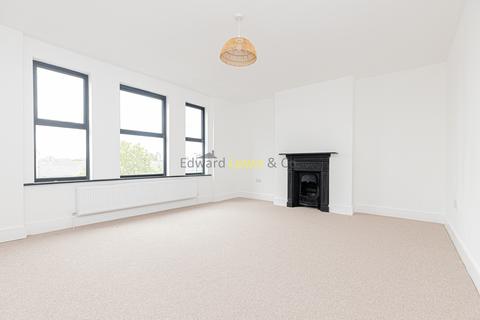 4 bedroom flat to rent, Stamford Hill, London N16
