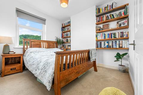 15 Springfield Gardens, Morganstown, Cardiff, CF15 8LP