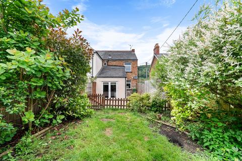 15 Springfield Gardens, Morganstown, Cardiff, CF15 8LP