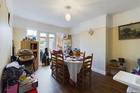 3 bedroom terraced house for sale, Grove Road, Portsmouth PO6