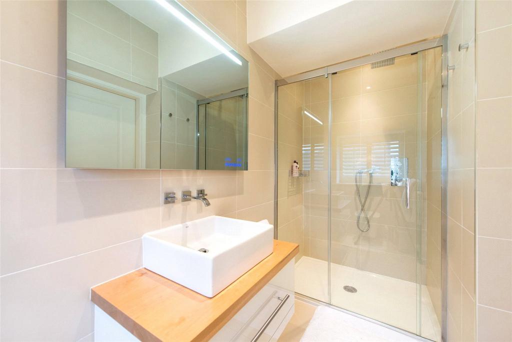En Suite Shower