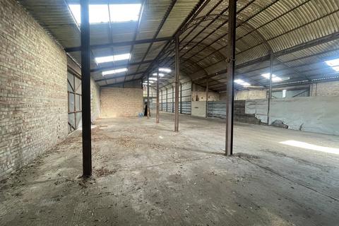 Industrial unit to rent, Manor Farm, East Torrington, Market Rasen