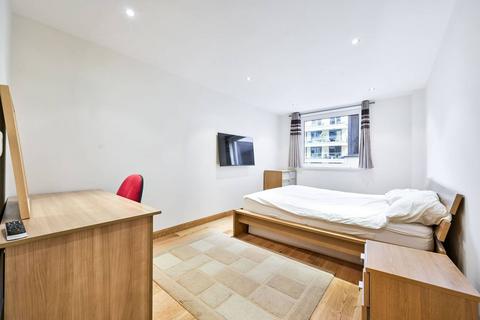 2 bedroom flat for sale, Imperial Wharf, Sands End, London, SW6