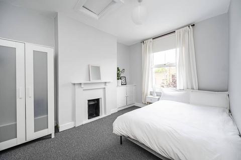 1 bedroom flat to rent, Killowen Road, Hackney, London, E9