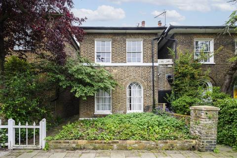 2 bedroom detached house for sale, Ripplevale Grove,, Islington, London, N1