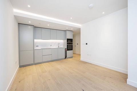 1 bedroom flat for sale, South Quay Plaza, Canary Wharf E14