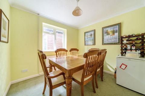 3 bedroom semi-detached bungalow for sale, Delves Avenue, Tunbridge Wells